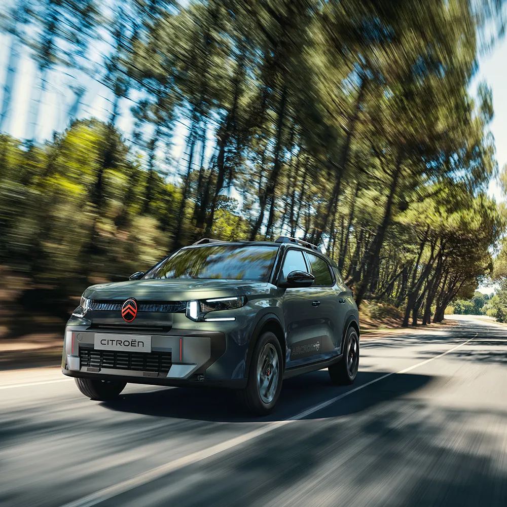 Front 3/4 view of Citroën C3 Aircross Outdoor shows spacious, versatile and comfortable SUV with innovative styling for family trips