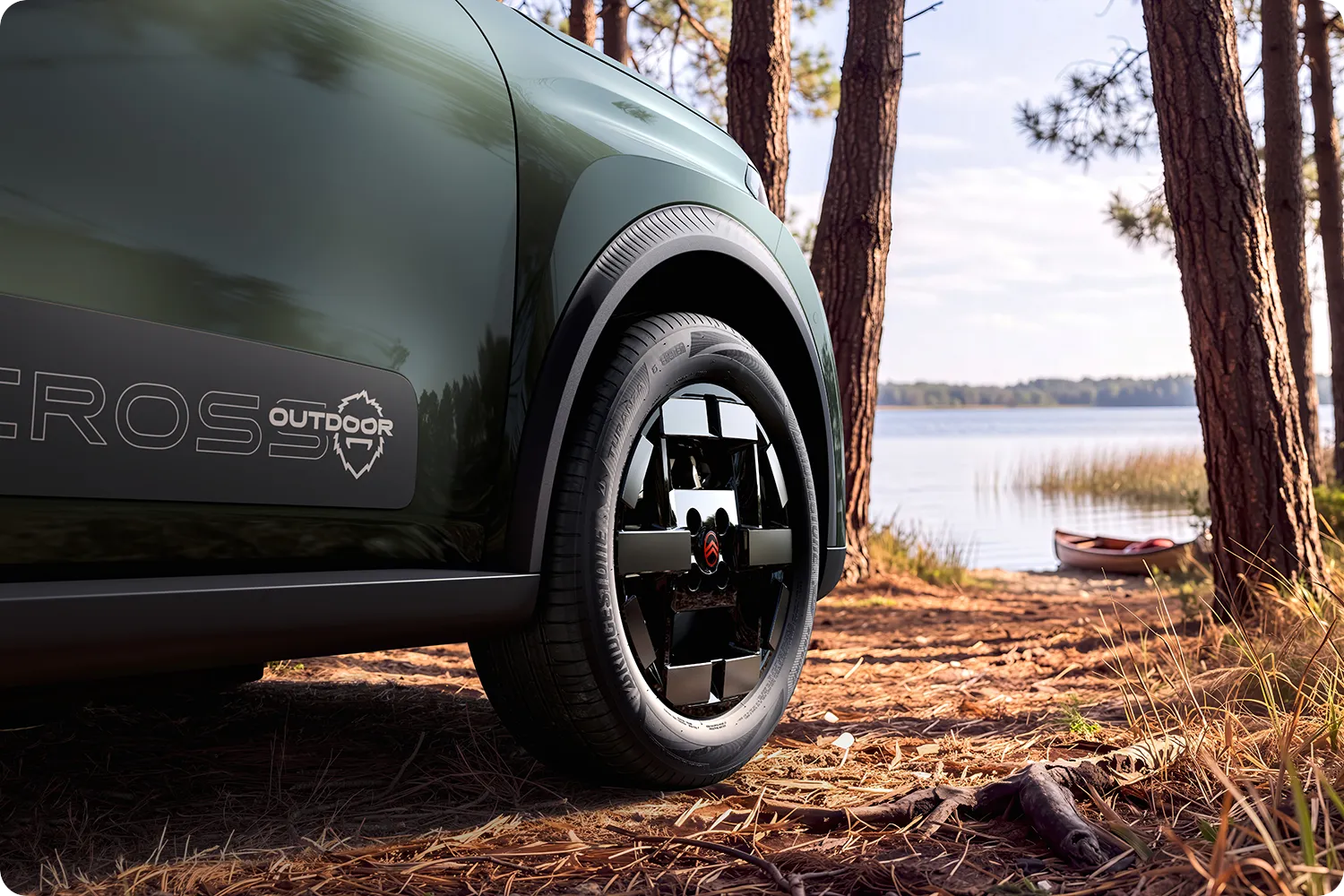 Close-up of Citroën C3 Outdoor wheel, compact, electric and accessible design with innovative styling for outdoor exploration