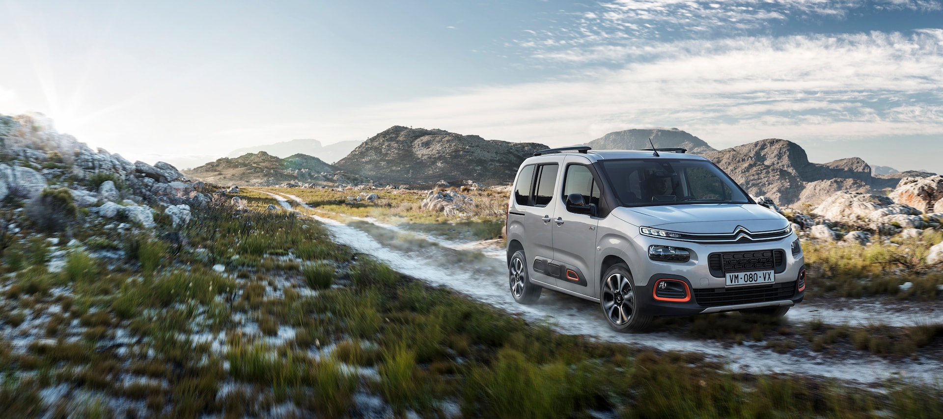 desktop-berlingo-showroom-2880x1280.jpg?